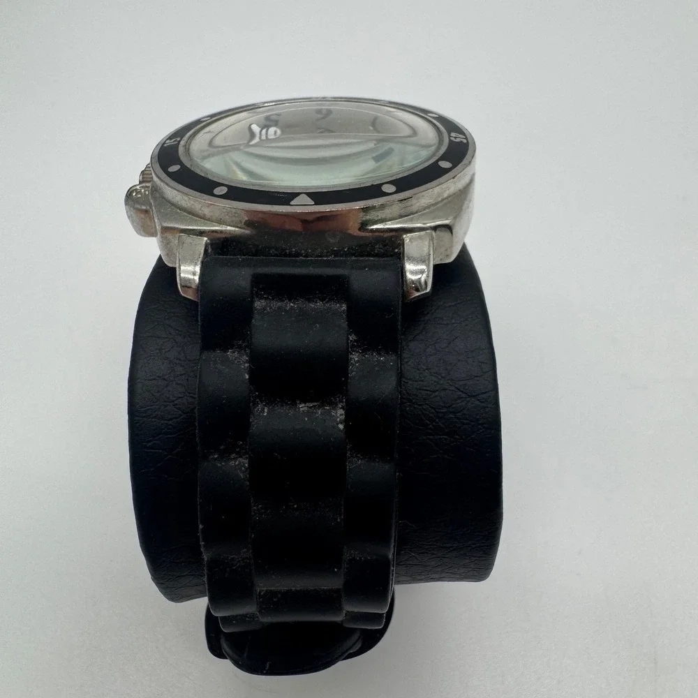 Disney Mickey Mouse Accutime Watch Corp MK1080 Silver Dial Black Rubber Strap